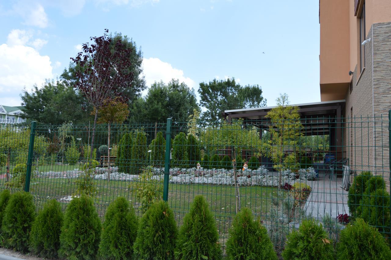 Hotel Camp And Pool à Kranevo Extérieur photo