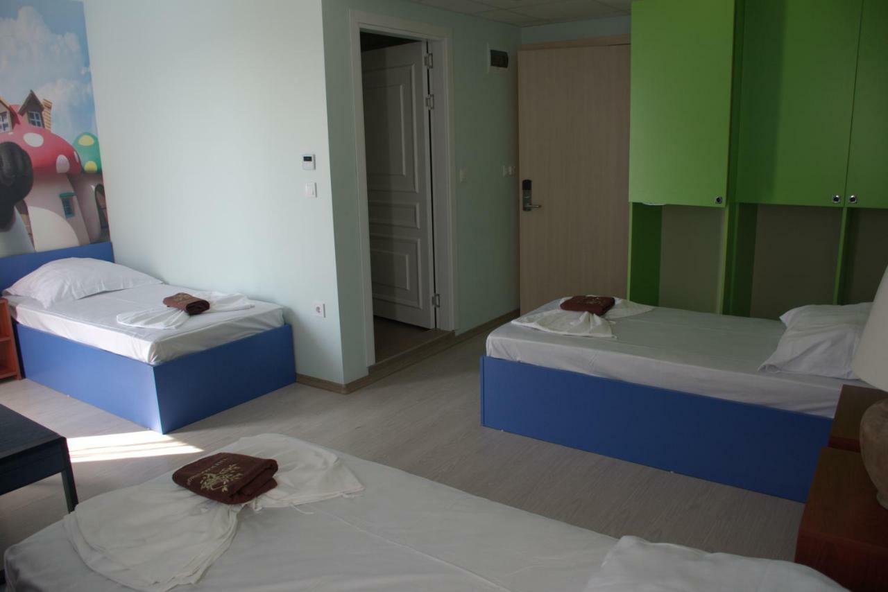 Hotel Camp And Pool à Kranevo Extérieur photo